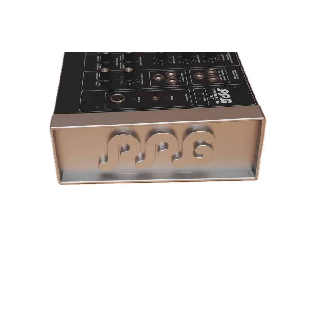 Pannello laterale del PPG 1002 Mk2 con logo PPG