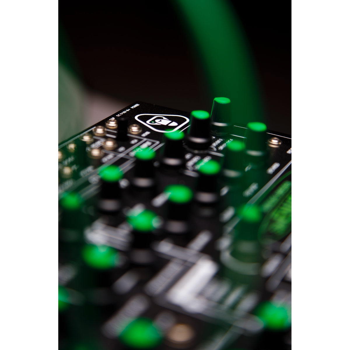 swEnigiser Limited Edition close-up with green patch cables