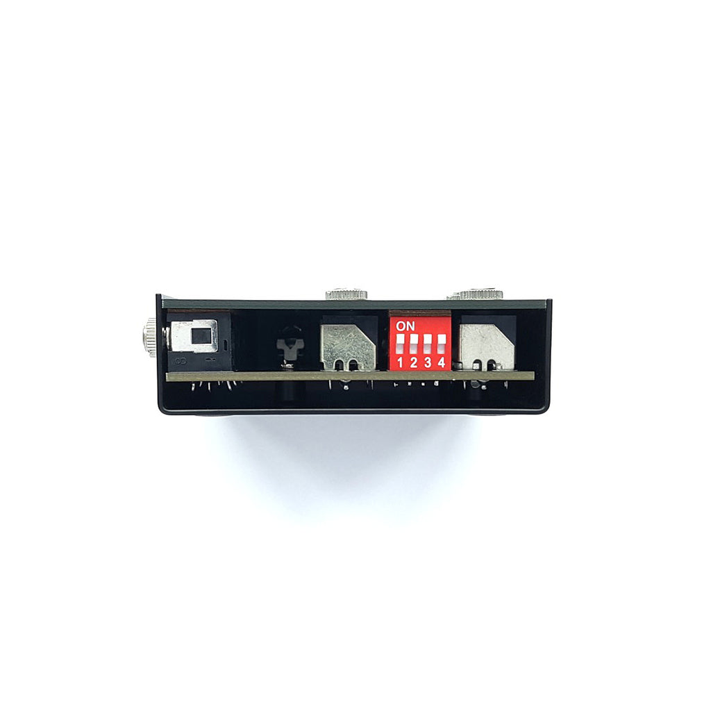 Patchbay DF Audio Nanopatch M, vista dall'altro lato